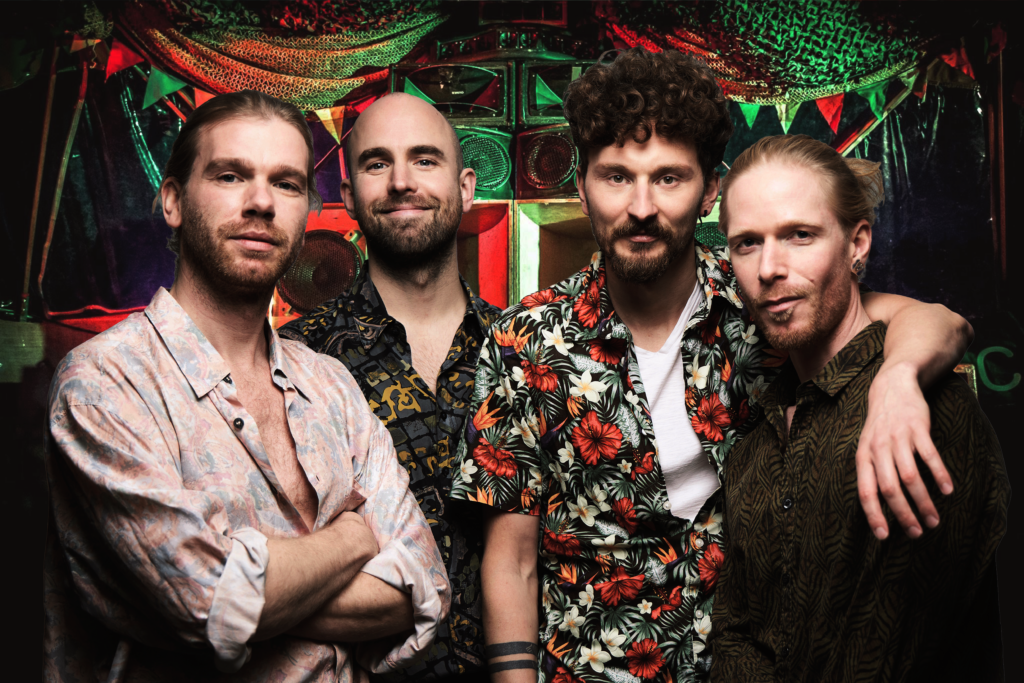 Foto Daniel Kunzfeld und Artwork Amy Jean Goldsworthy Foto mitHintergrund