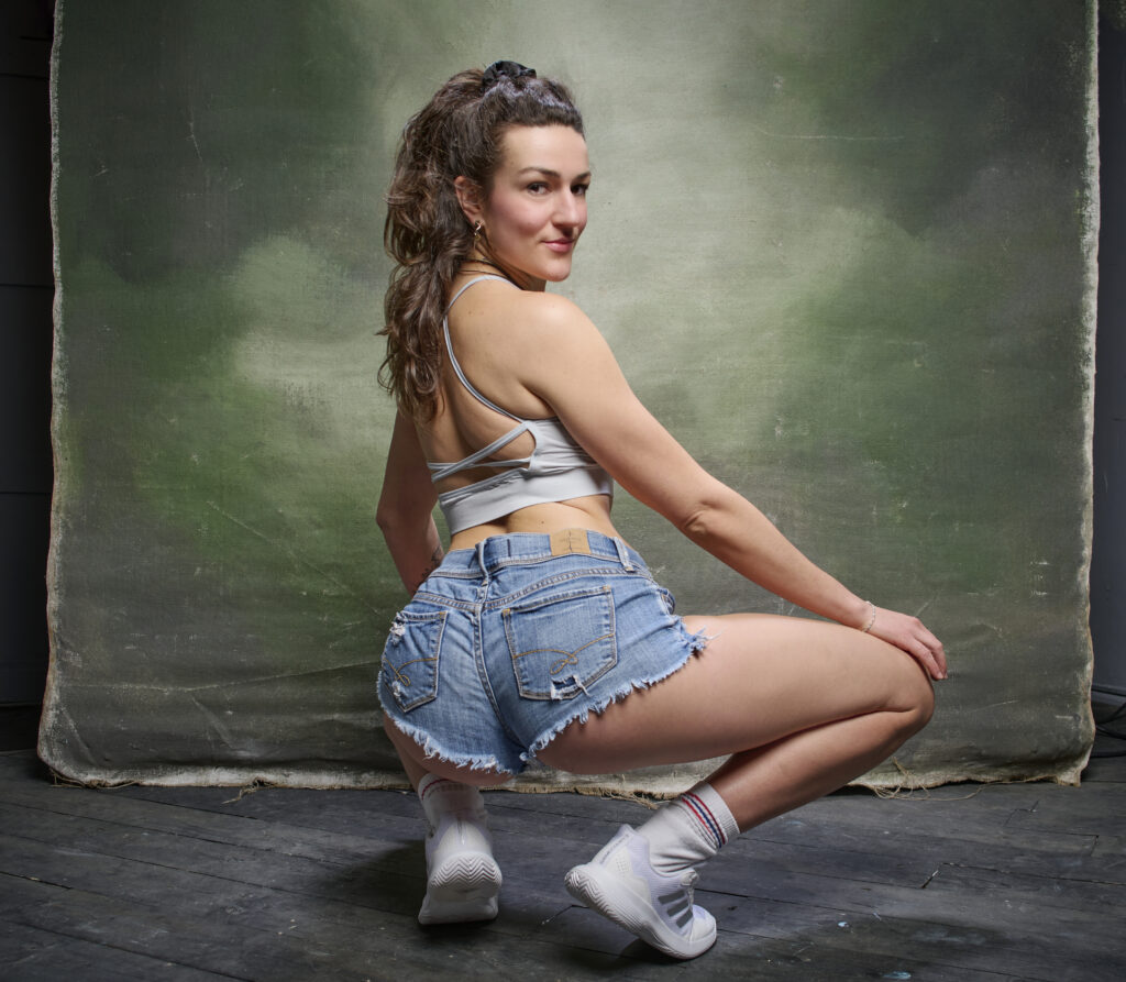 Aurora Twerk cat cow festival scaled