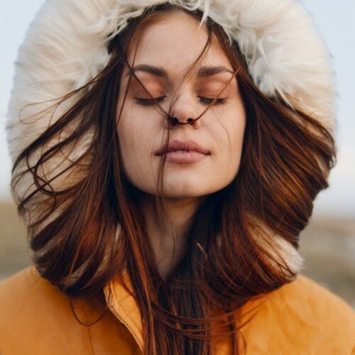 Frau atmet Winter retreatpartner df4800b17b6aaa935c9dcfd90394aaf4.jpg