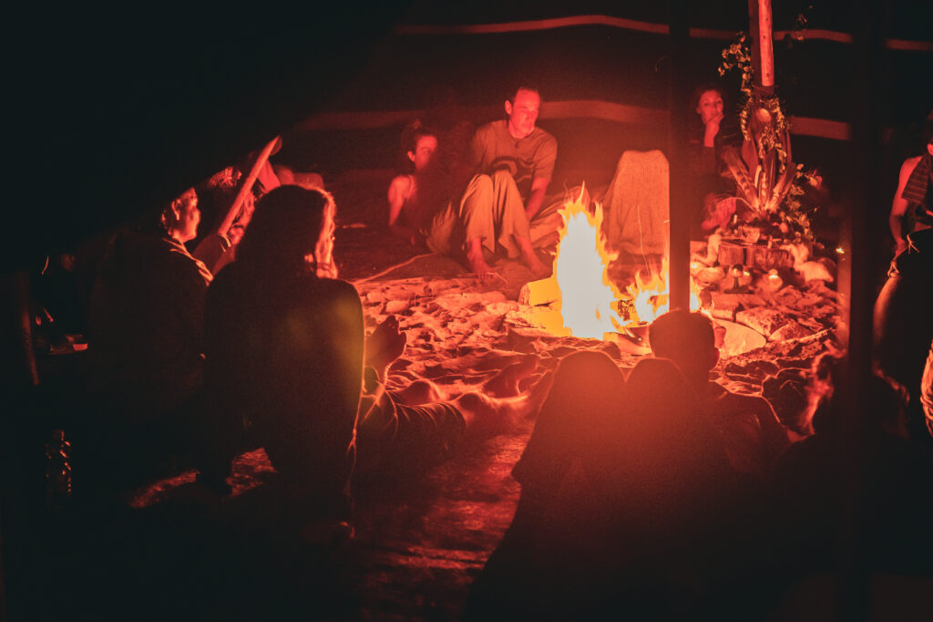 Cat & Cow Feuer Zelt