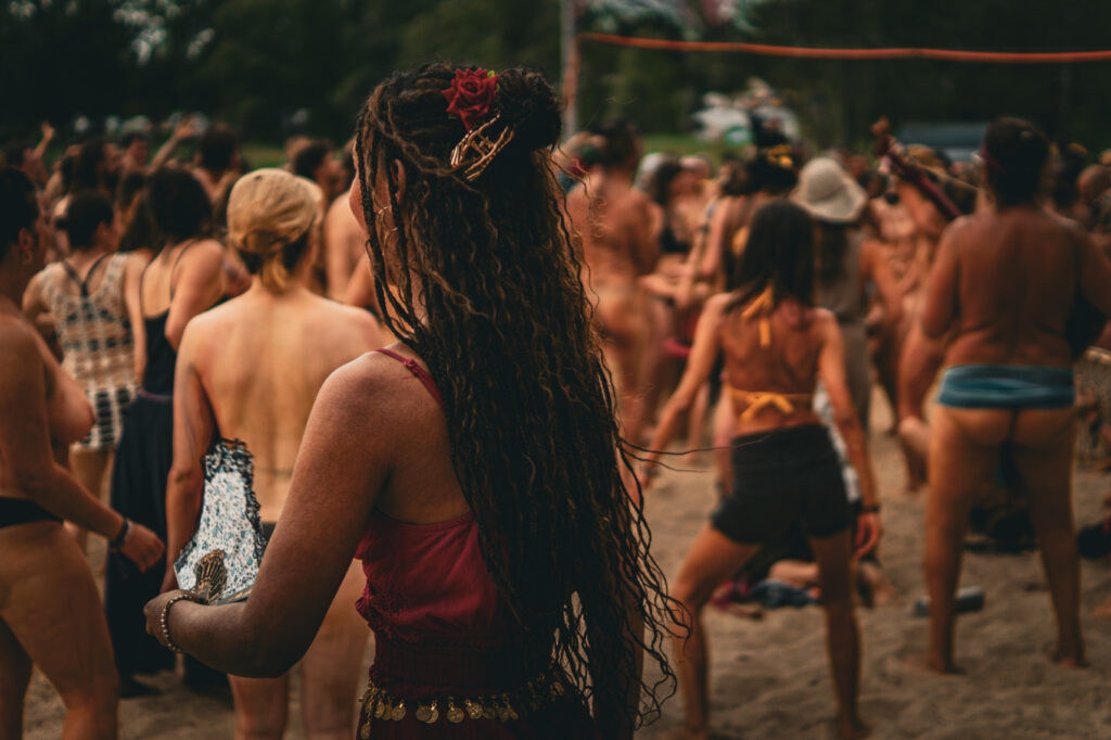 Cat & Cow Mondsee Parade