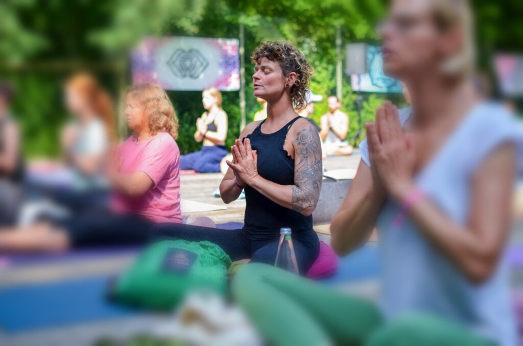 Imke Keuth Cat Cow Yogafestival