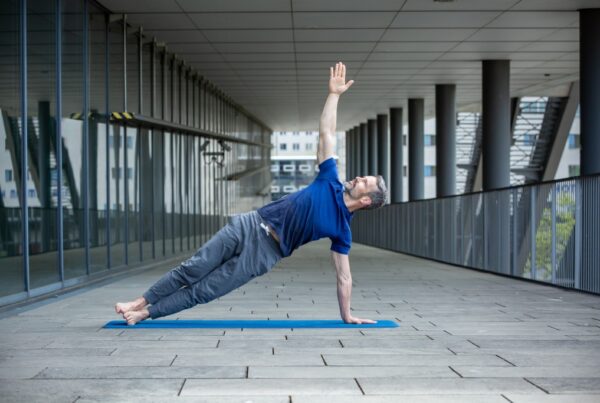 Yogaleicht Sven Schmieder Seitstütz